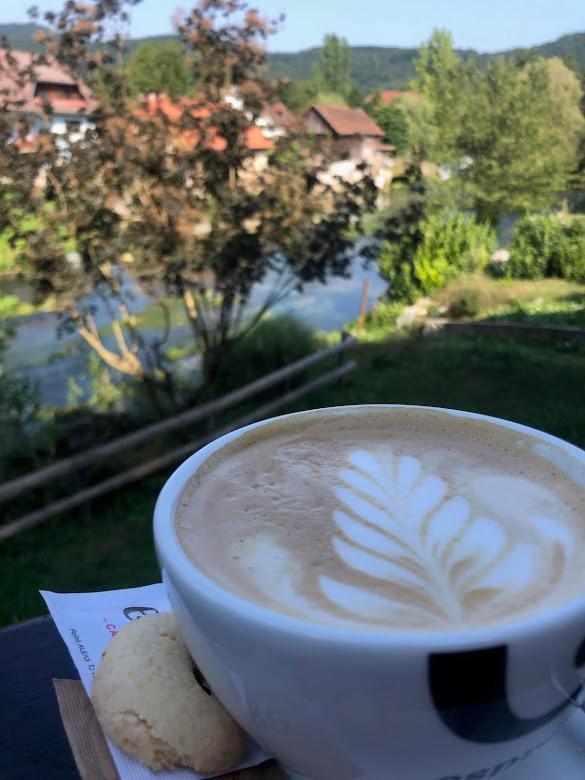 Krka River Lodge Znojile pri Krki المظهر الخارجي الصورة
